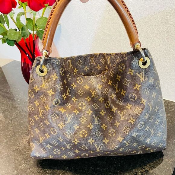 Louis Vuitton Artsy MM - Picture 5 of 7